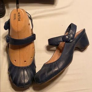 Mix Mooz Joy Blue Low Heel sz 9